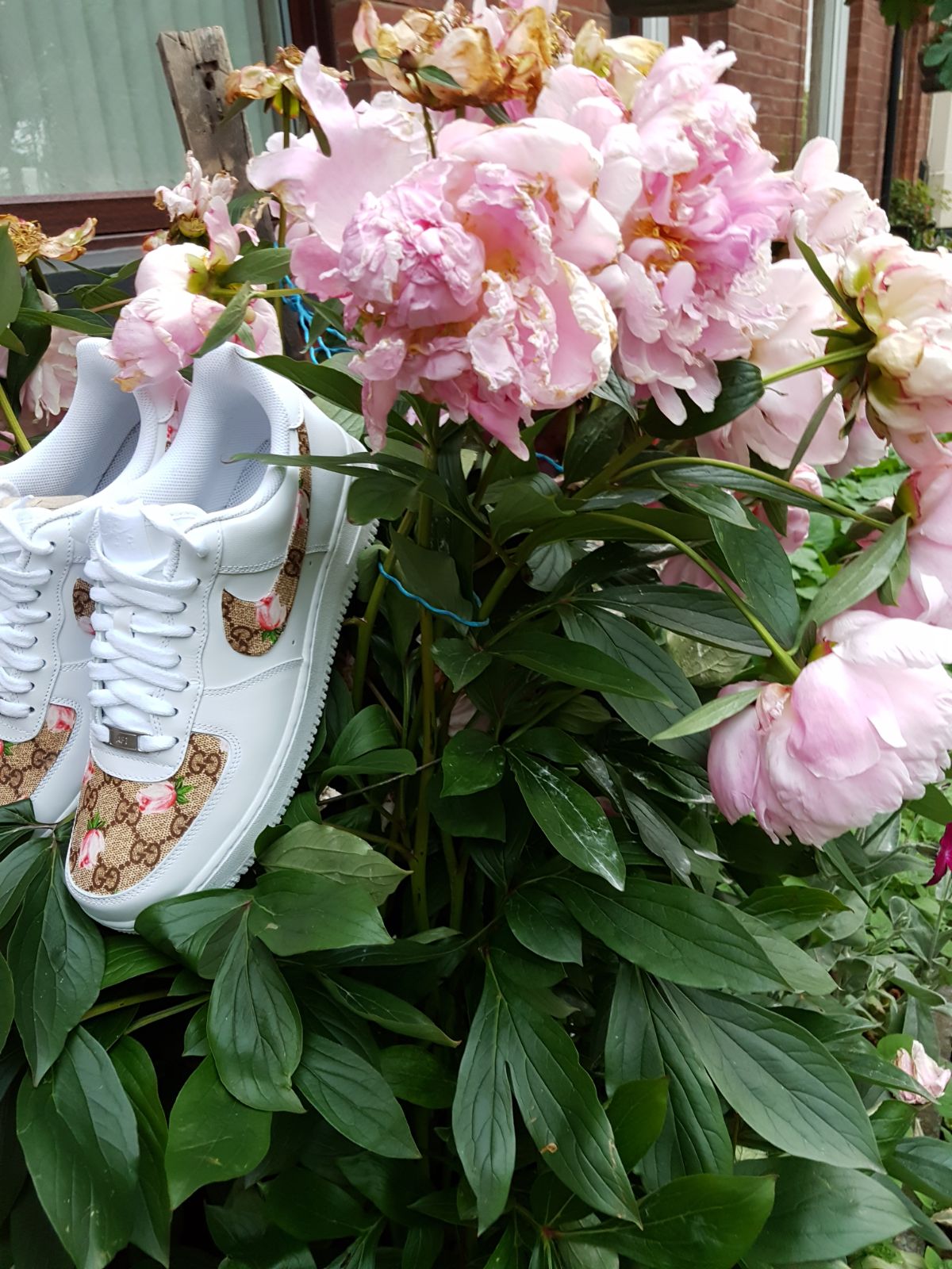 Air force ones 2024 with gucci print